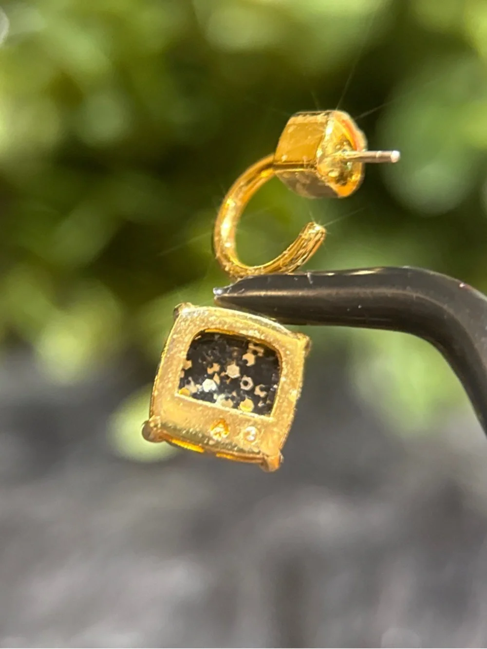 Kate Spade Gold Hoop Earrings with Black and Gold Glitter‎ Drops
